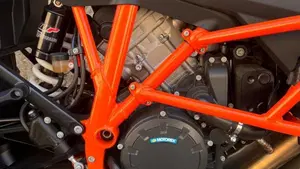 KTM 1090 Adventure R (2017 - 19)  (8)