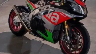 Aprilia RSV4 RF (2017 - 19) usata