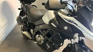 Suzuki V-Strom 650 (2021 - 25)  (10)