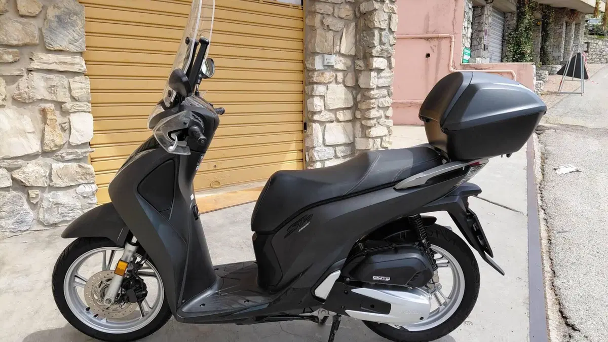 Honda SH 150i (2017 - 19)  (3)