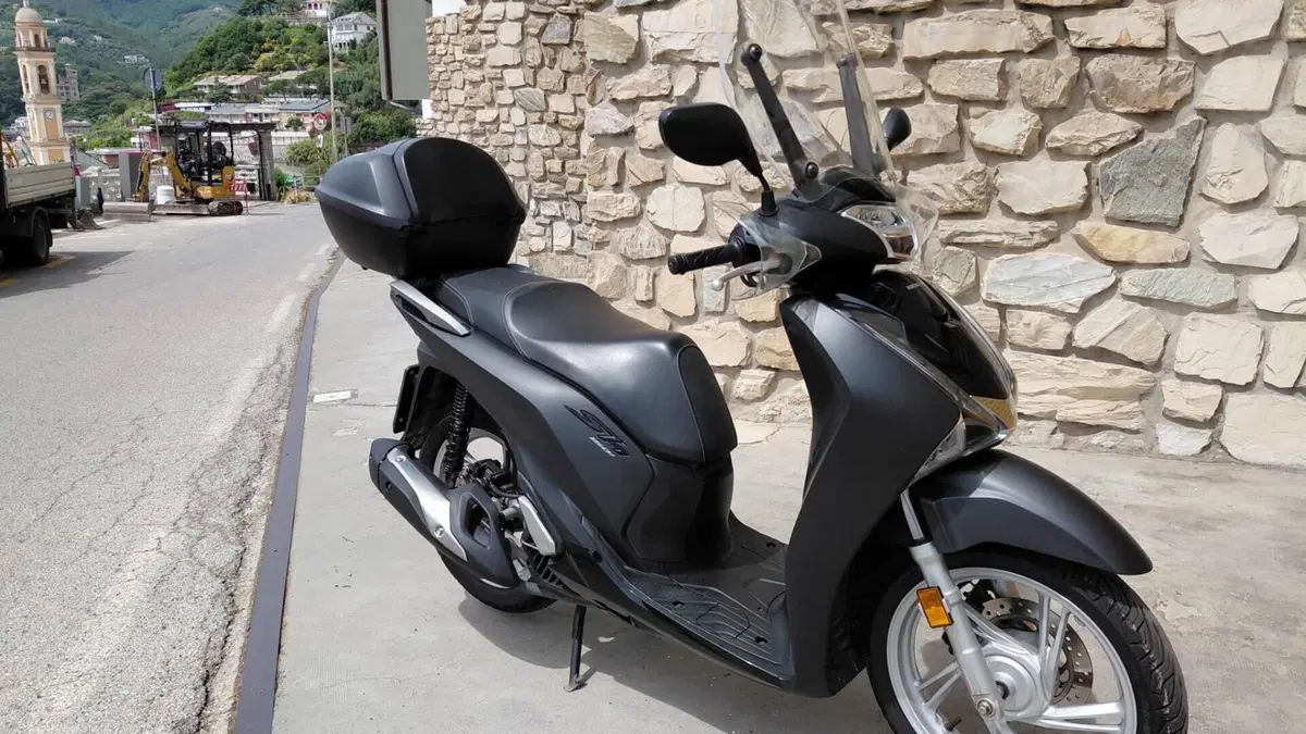 Honda SH 150i (2017 - 19)  (9)