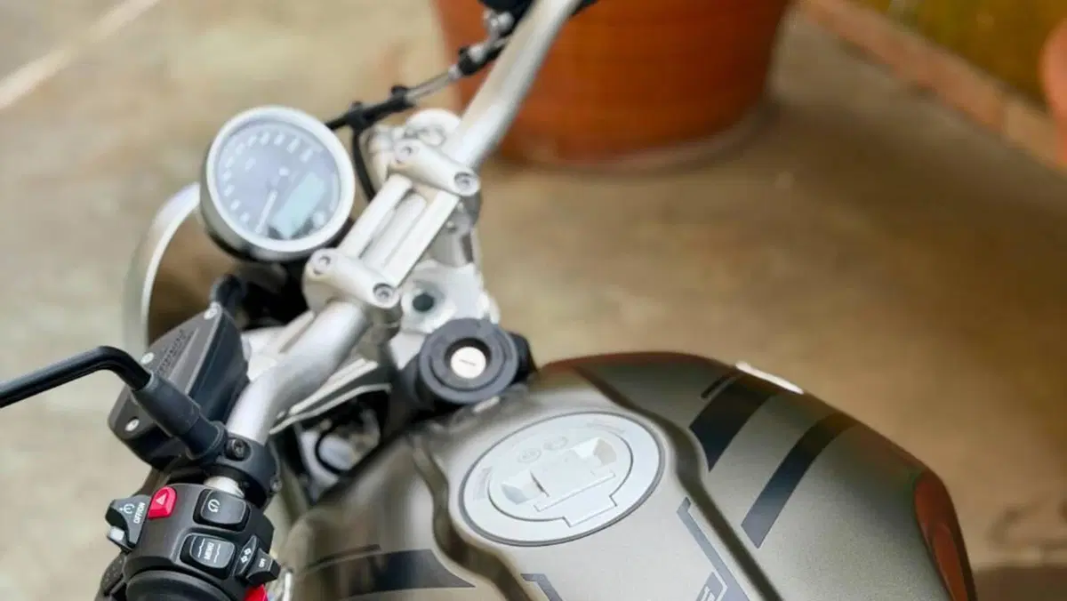 Bmw R nineT Scrambler (2021 - 24)  (3)