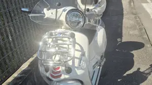 Vespa GTS 300 Super Sport Hpe (2021 - 22) 