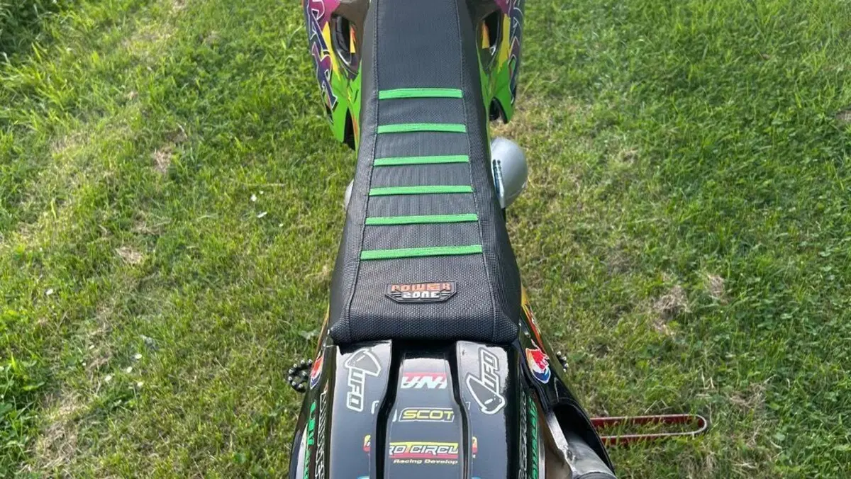 Kawasaki KX250 (1994 - 01)  (5)