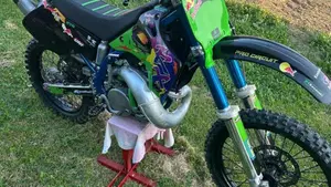 Kawasaki KX250 (1994 - 01)  (6)