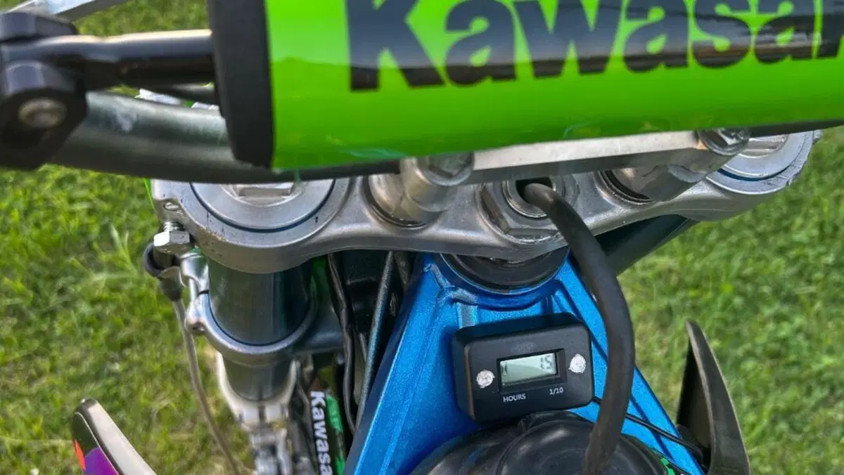 Kawasaki KX250 (1994 - 01)  (7)