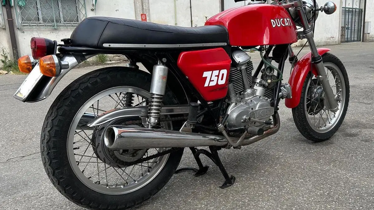 Ducati   (2)