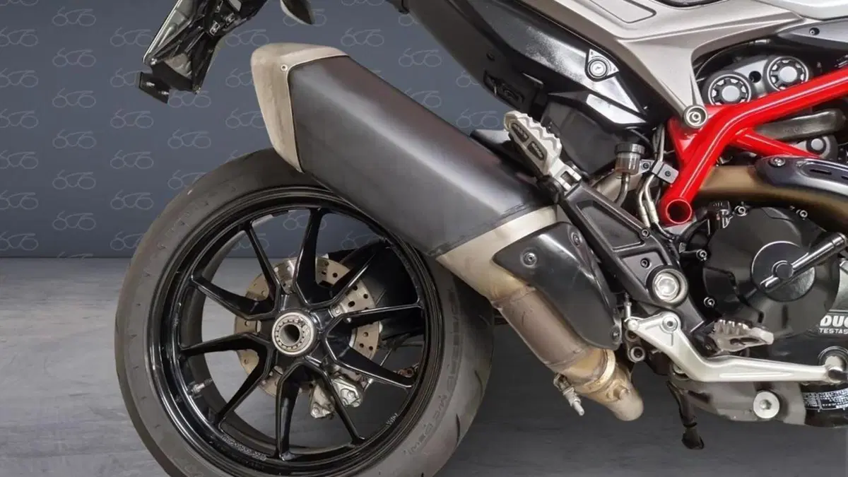 Ducati Hypermotard 939 (2016 - 18)  (6)