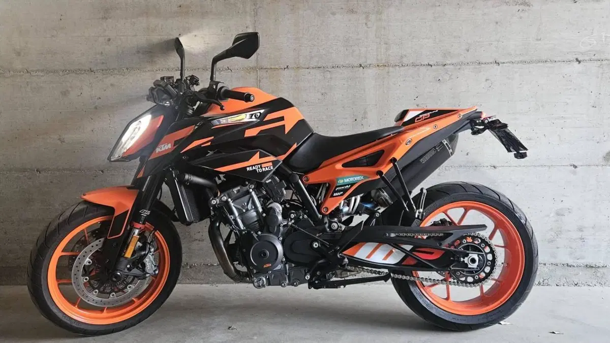 KTM 890 Duke GP (2022 - 23)  (4)