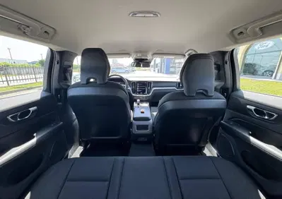 Volvo V60 B4 (d) Geartronic Momentum Business (13)
