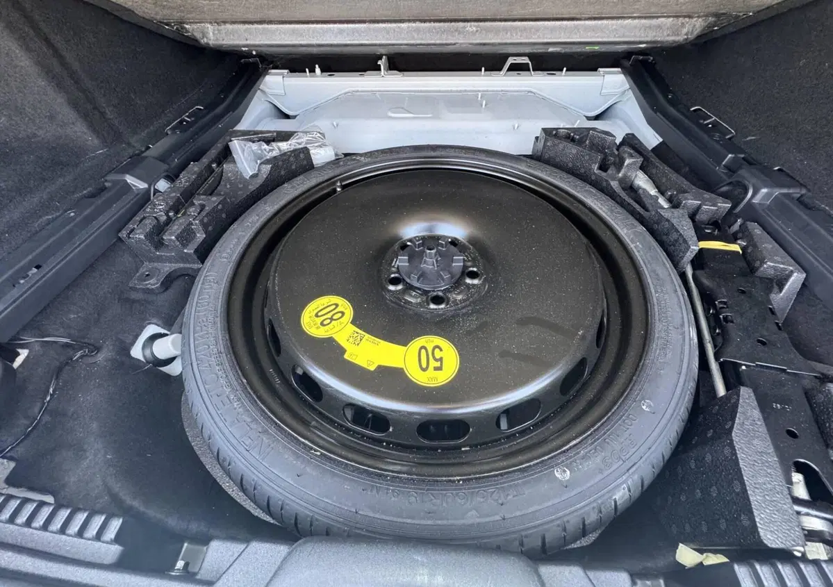 Volvo V60 B4 (d) Geartronic Momentum Business (8)