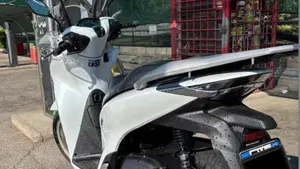 Honda SH 150i (2020 - 23)  (3)