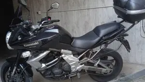 Kawasaki Versys 650 (2010 - 13)  (2)
