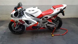 Yamaha   (2)