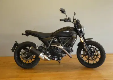 Ducati Scrambler 800 Icon Dark (2025 - 26) - Annuncio 10026252