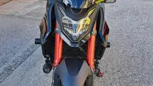 Honda CB 750 Hornet (2023 - 24)  (2)