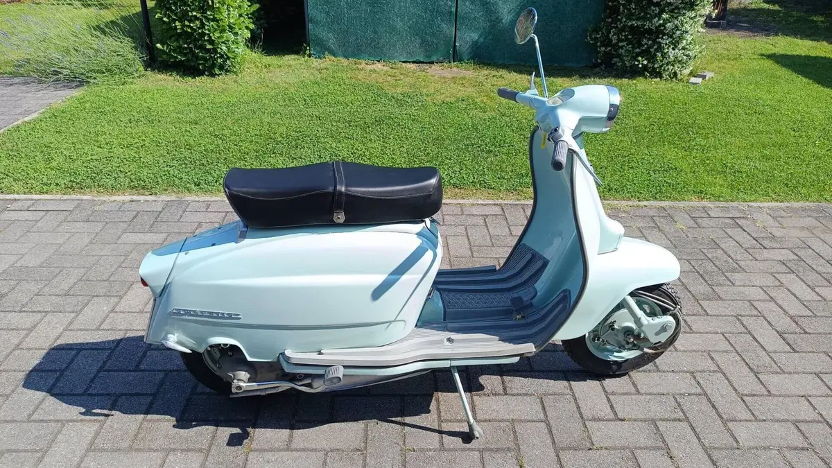 Lambretta   (2)