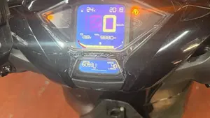 Honda SH 350 (2021 - 24)  (4)