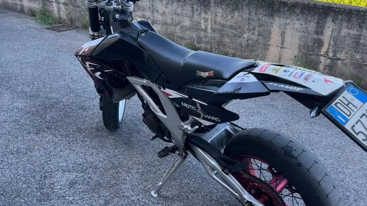 Aprilia SXV 550 (2007 - 14)  (2)