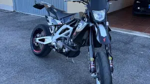 Aprilia SXV 550 (2007 - 14)  (3)