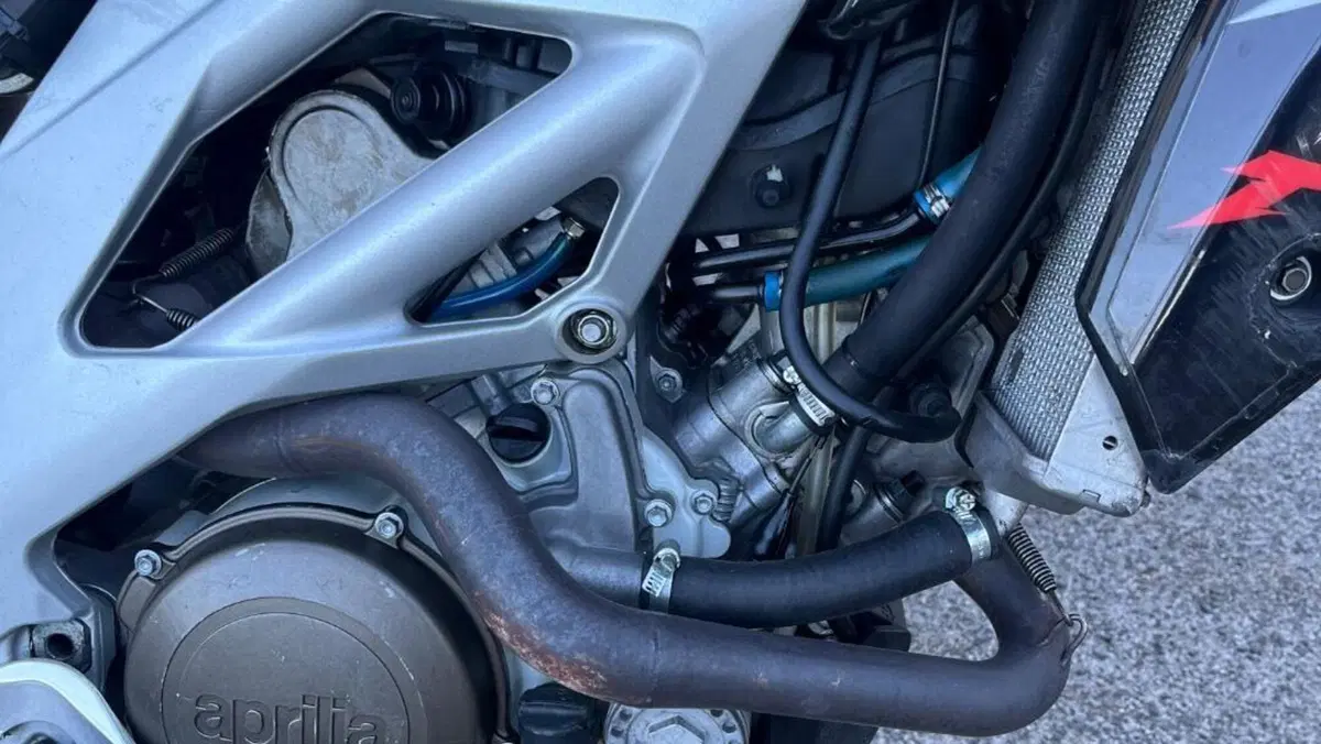 Aprilia SXV 550 (2007 - 14)  (6)