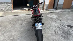Ducati Hypermotard 796 (2012)  (5)
