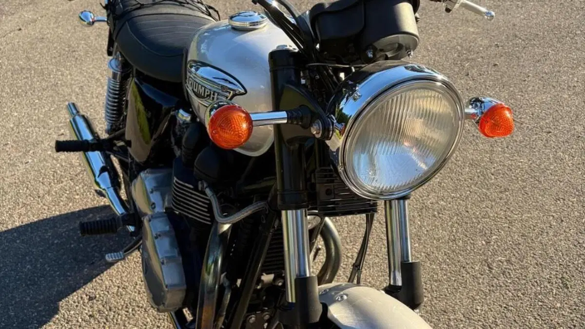 Triumph Bonneville (2007 - 16)  (4)