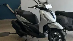 Piaggio Beverly 400 S (2025 - 26) 