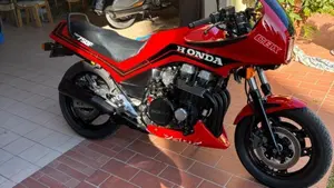 Honda   (2)