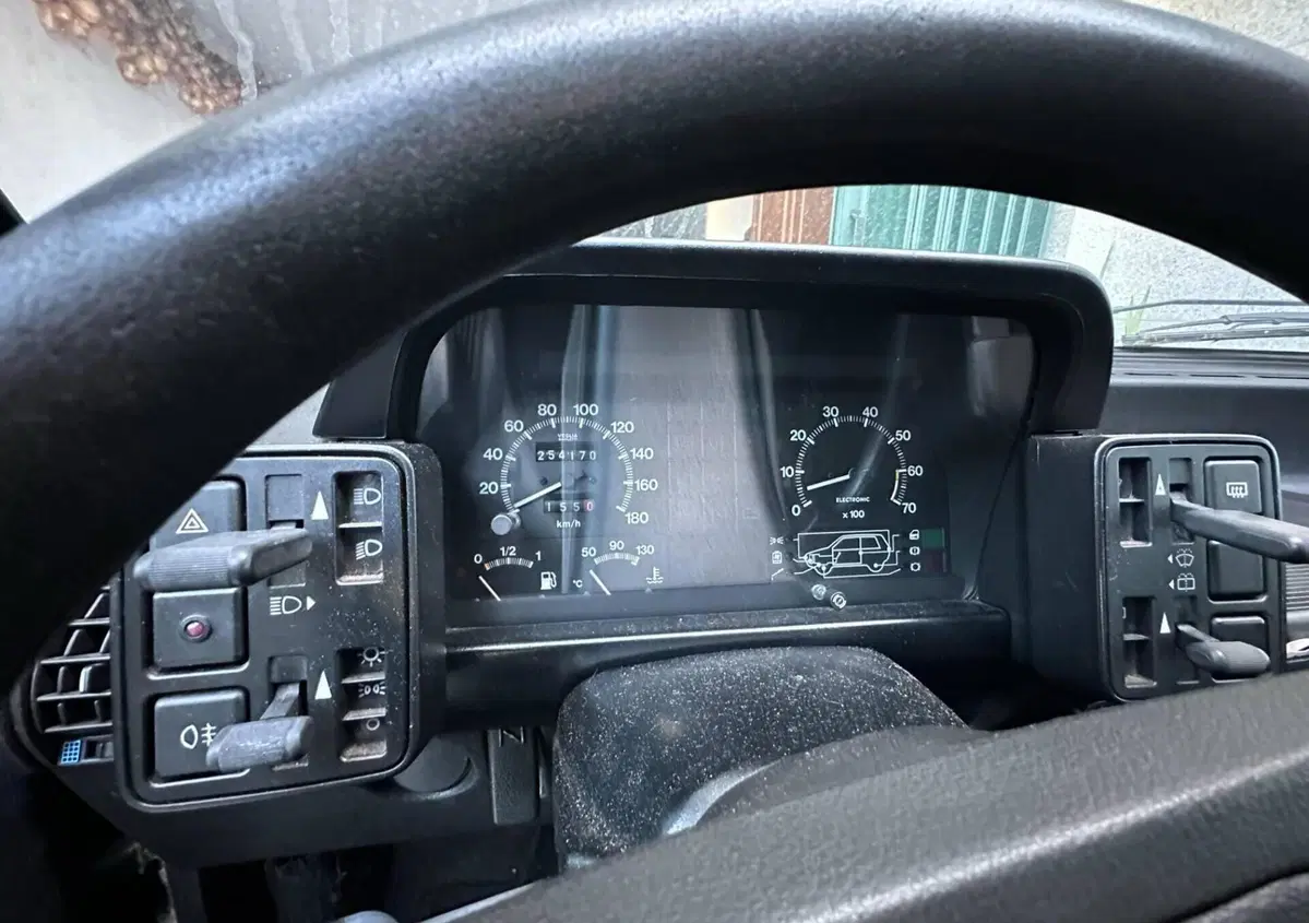 Fiat Uno 60 SL  (4)