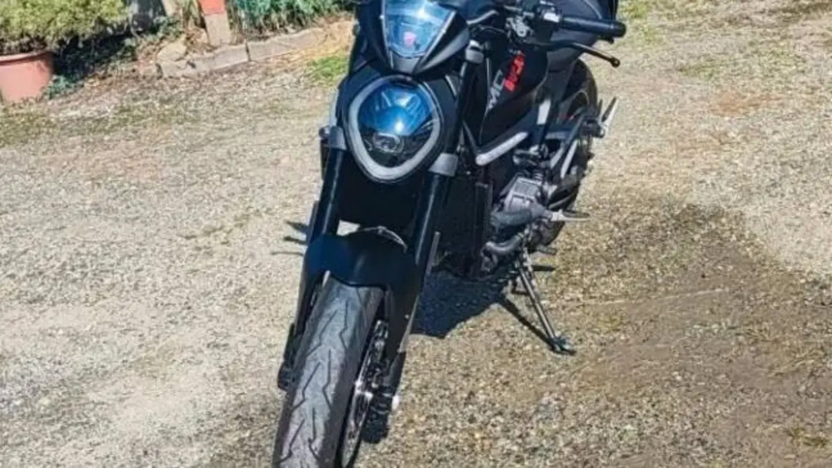 Ducati Monster 937 + (2021 - 25) 