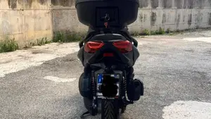 Yamaha X-Max 300 ABS (2017 - 20)  (3)