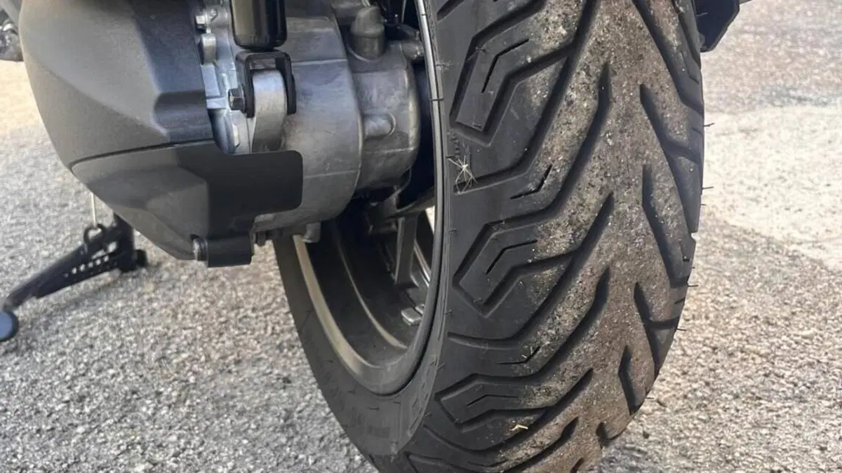 Yamaha X-Max 300 ABS (2017 - 20)  (7)