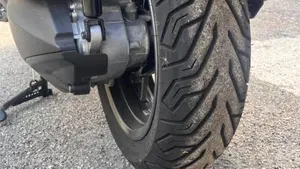 Yamaha X-Max 300 ABS (2017 - 20)  (7)