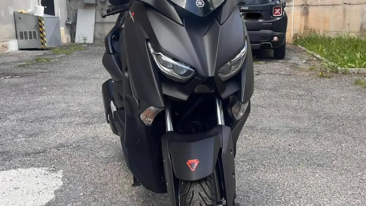 Yamaha X-Max 300 ABS (2017 - 20)  (11)