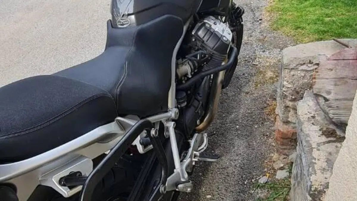 Moto Guzzi Stelvio 1200 NTX (2009 - 10)  (6)