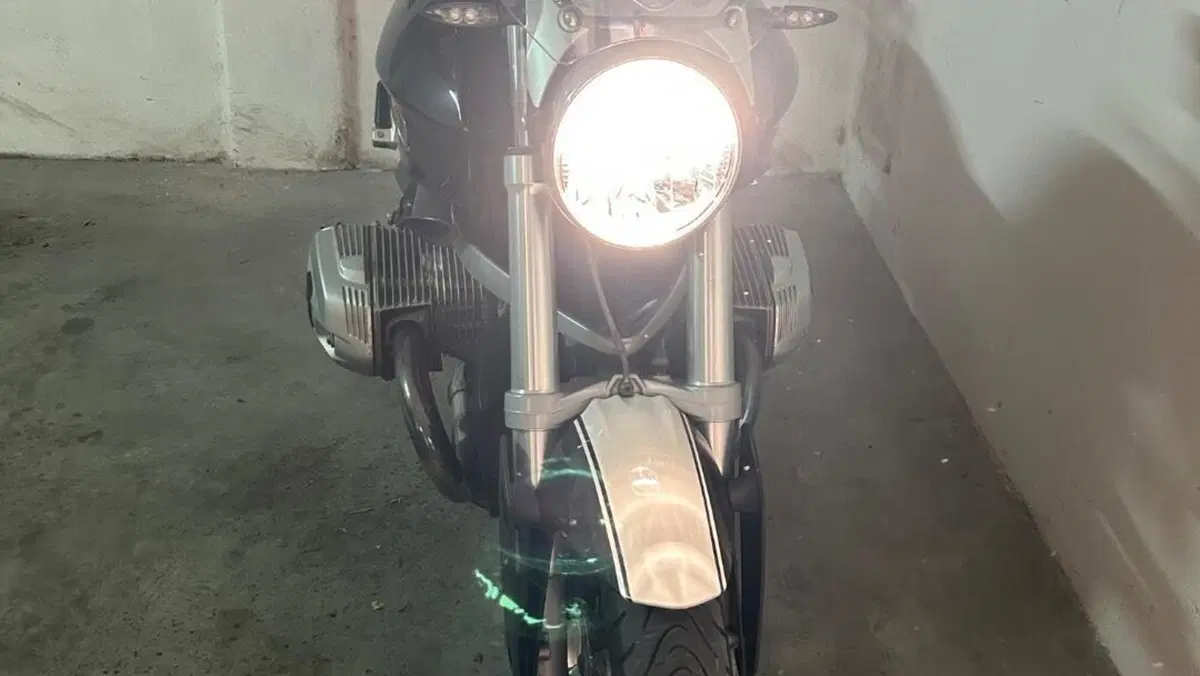 Bmw R 1200 R (2011 - 14)  (2)