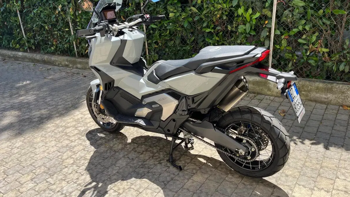 Honda X-ADV 750 DCT (2021 - 24)  (3)