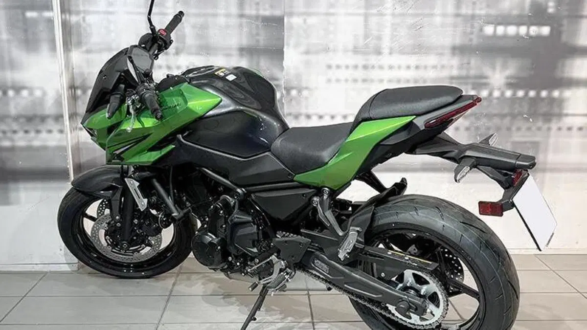 Kawasaki Z 650 S (2026)  (2)