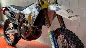 Husqvarna FE 350 (2023)  (4)