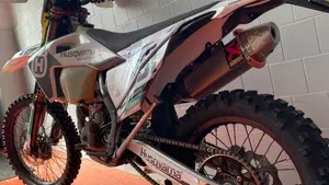 Husqvarna FE 350 (2023)  (6)