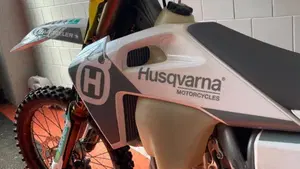 Husqvarna FE 350 (2023)  (7)