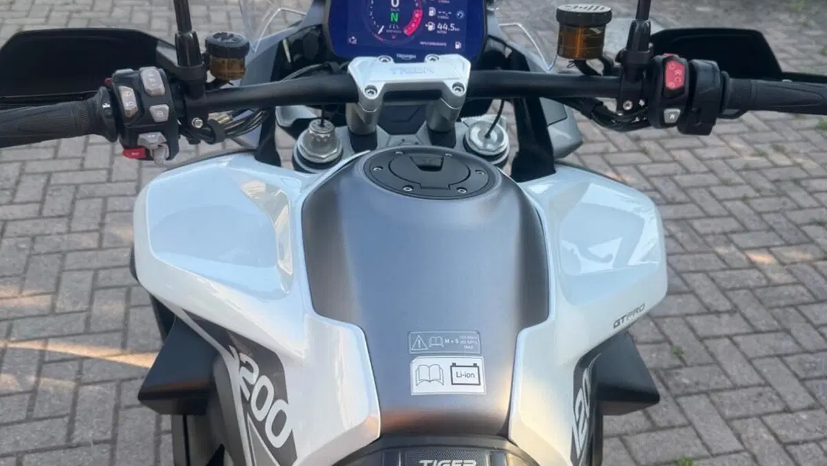 Triumph Tiger 1200 GT Pro (2024 - 26)  (9)