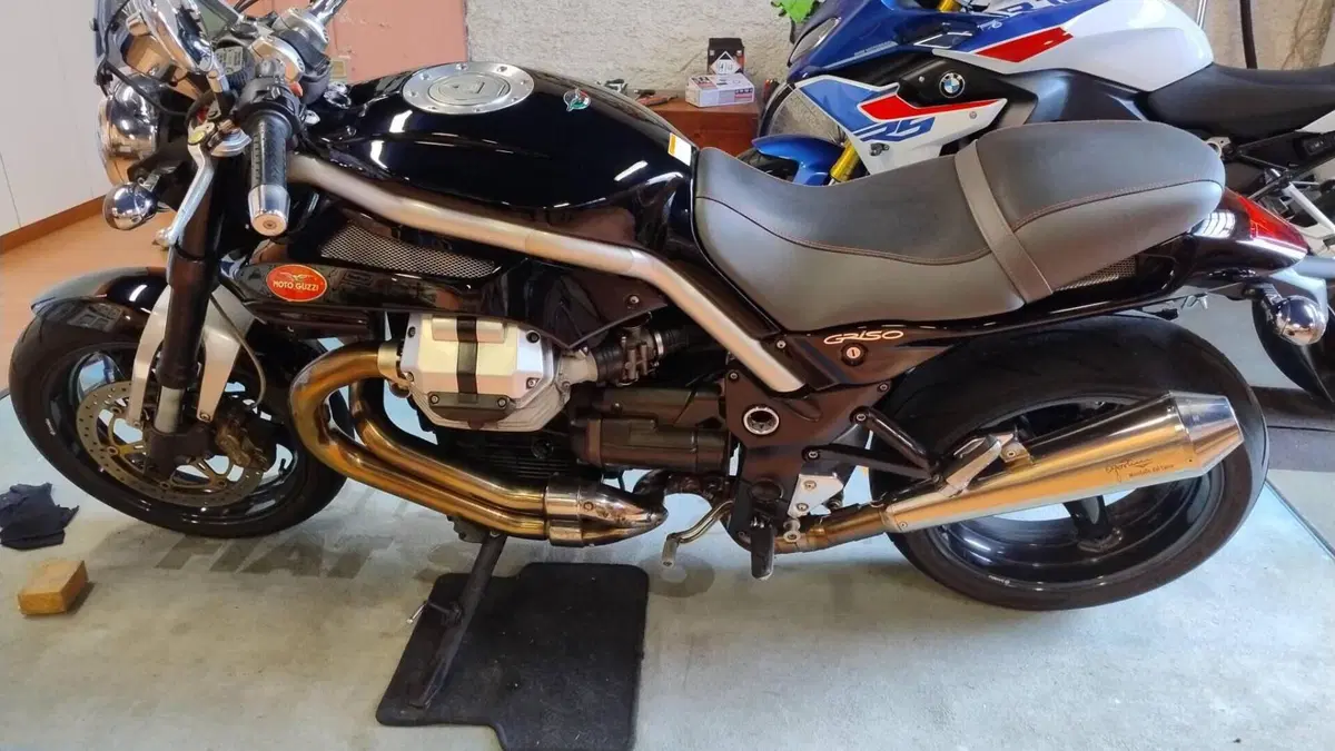 Moto Guzzi Griso 1100 (2005 - 11)  (2)