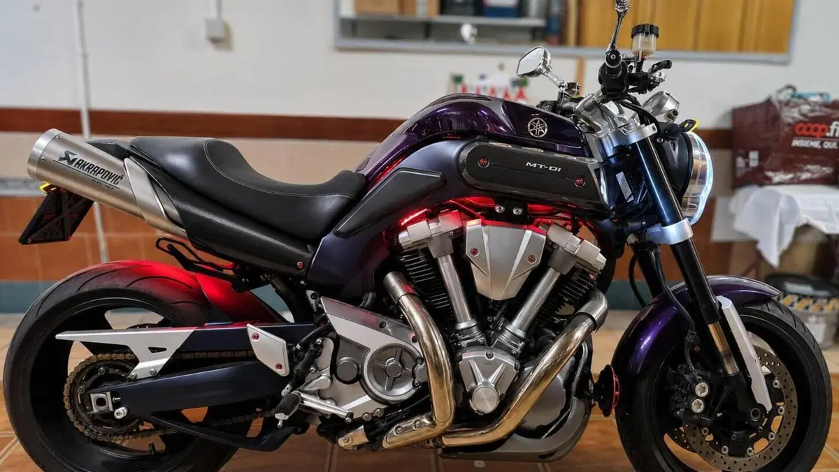 Yamaha MT-01 (2005- 11) 