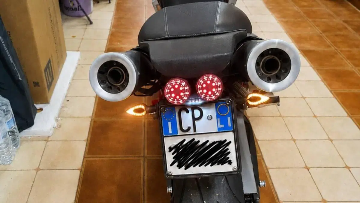 Yamaha MT-01 (2005- 11)  (3)