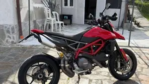 Ducati Hypermotard 950 (2022 - 25)  (2)