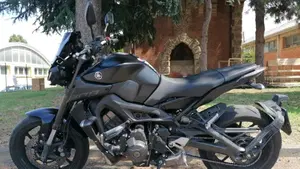 Yamaha MT-09 (2017 - 20)  (3)