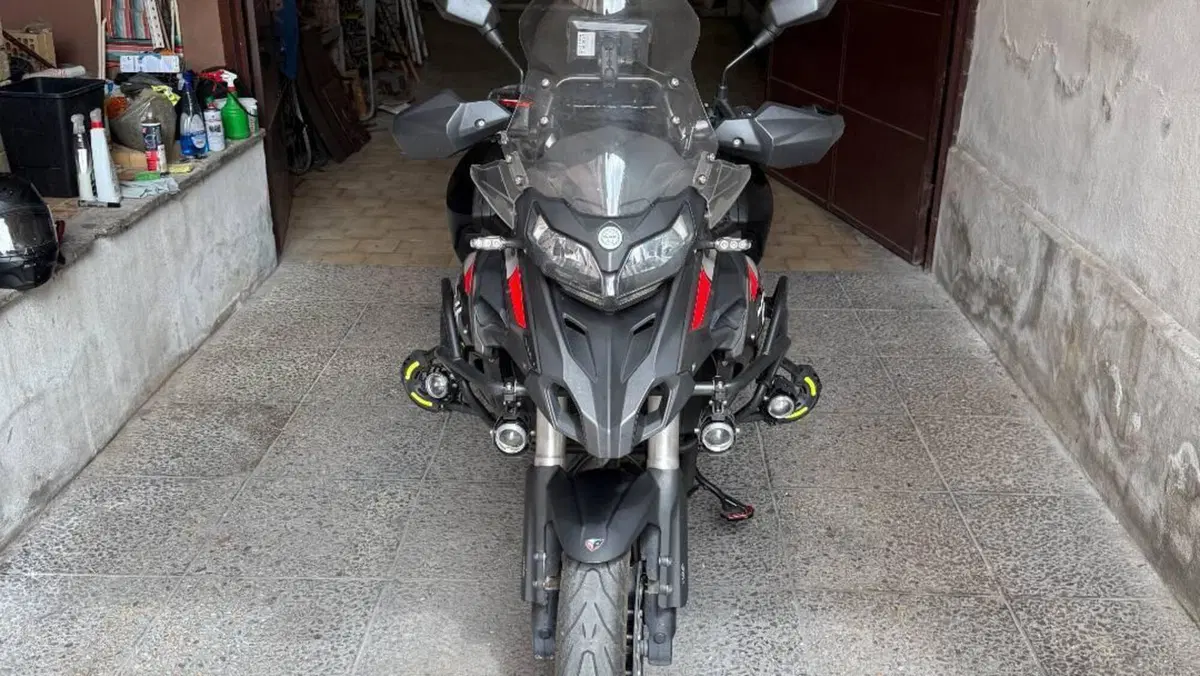 Benelli TRK 502 ABS (2017 - 20) 