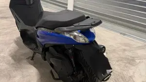 Piaggio Beverly 300 i.e. ABS-ASR (2016 - 20)  (5)